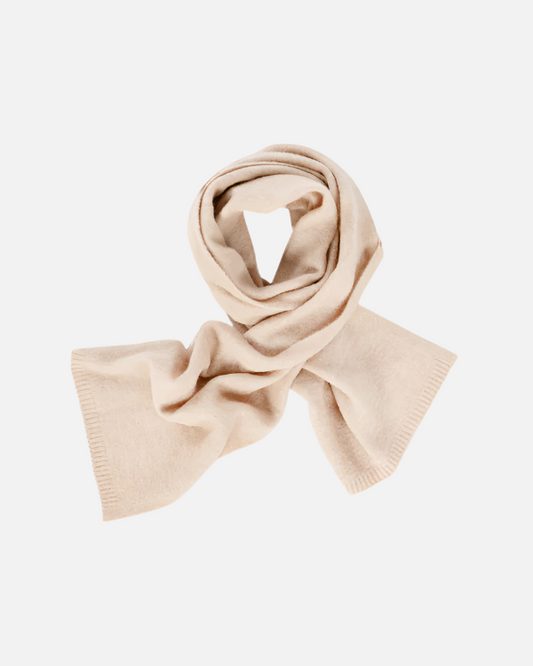 Evi Scarf