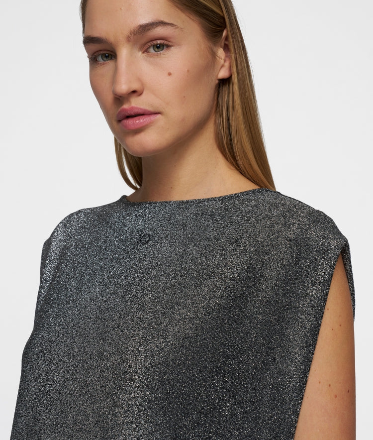 sleeveless top glitter