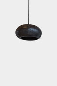 Load image into Gallery viewer, Lamp Pebble black
