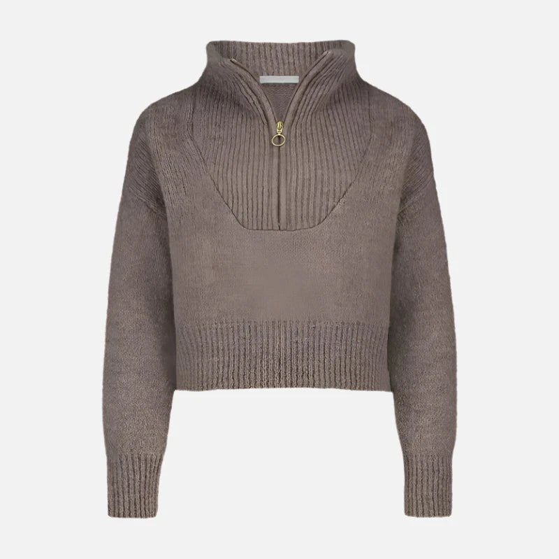 boxy beau pullover