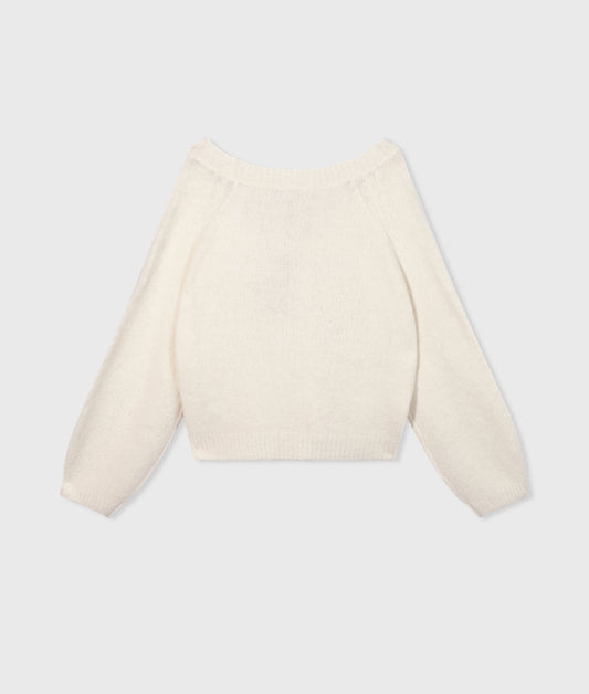 Cropped v-neck sweater knit